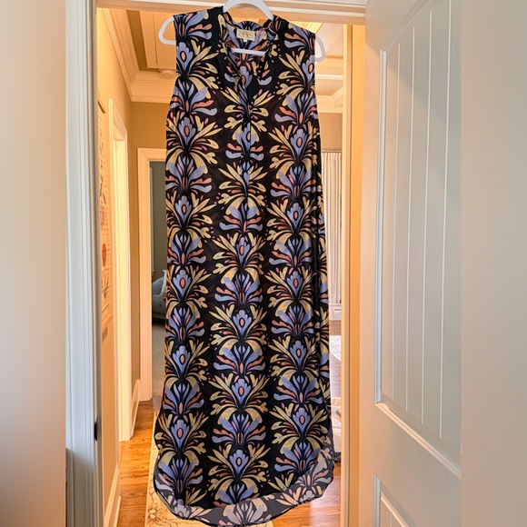 SSYS Dresses & Skirts - Sleeveless Black Midi Dress with Blue and Lavender Floral Print
